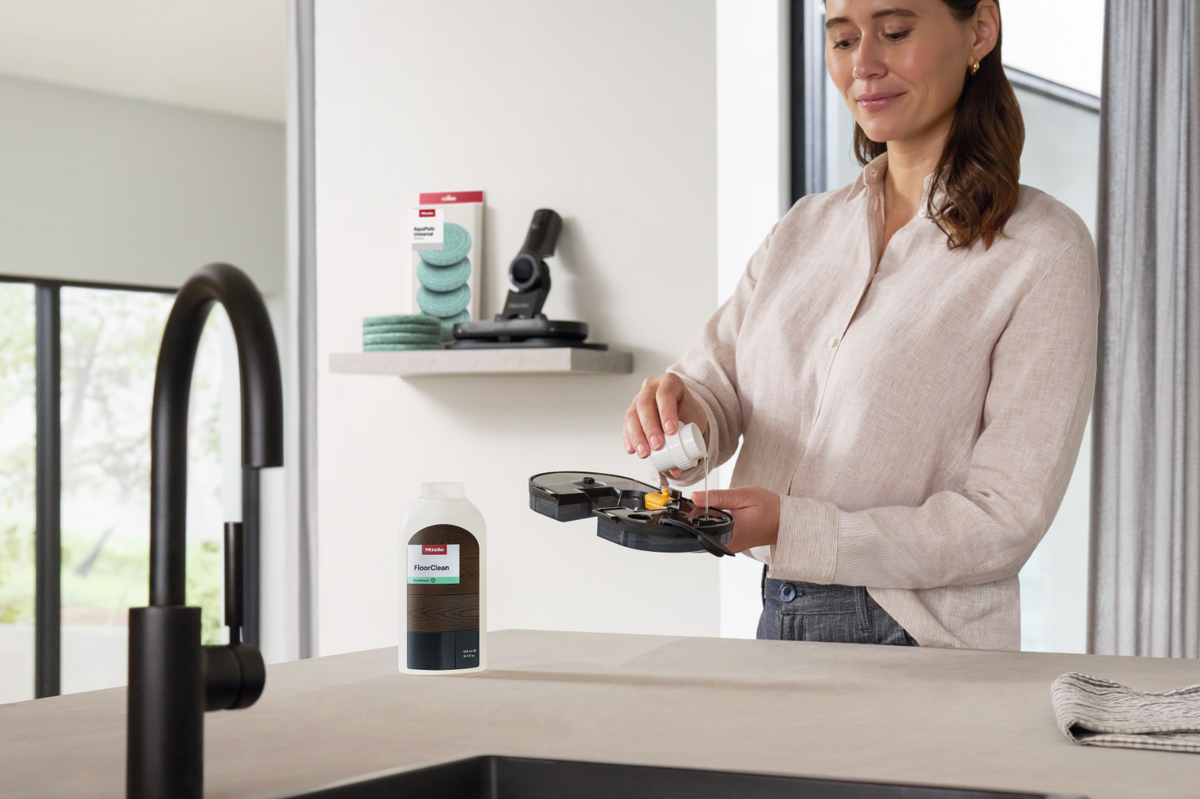 MIELE FLOORCLEAN - UNIVERSAL FLOOR CLEANER